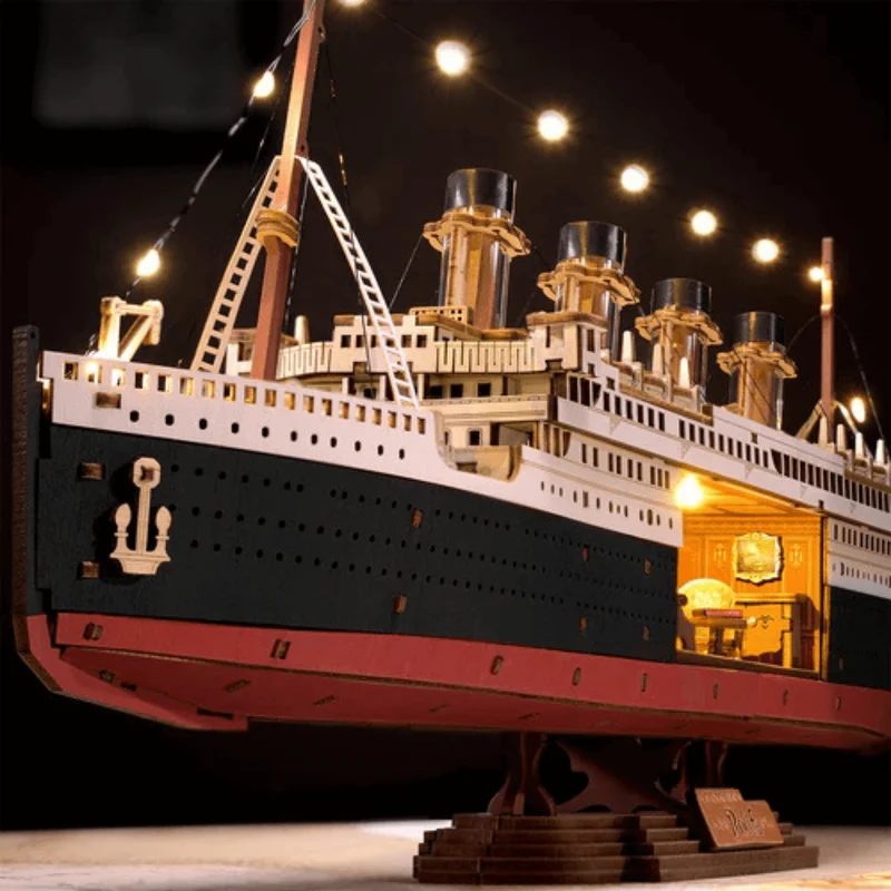 1912 - Eternal Atlantic Voyager