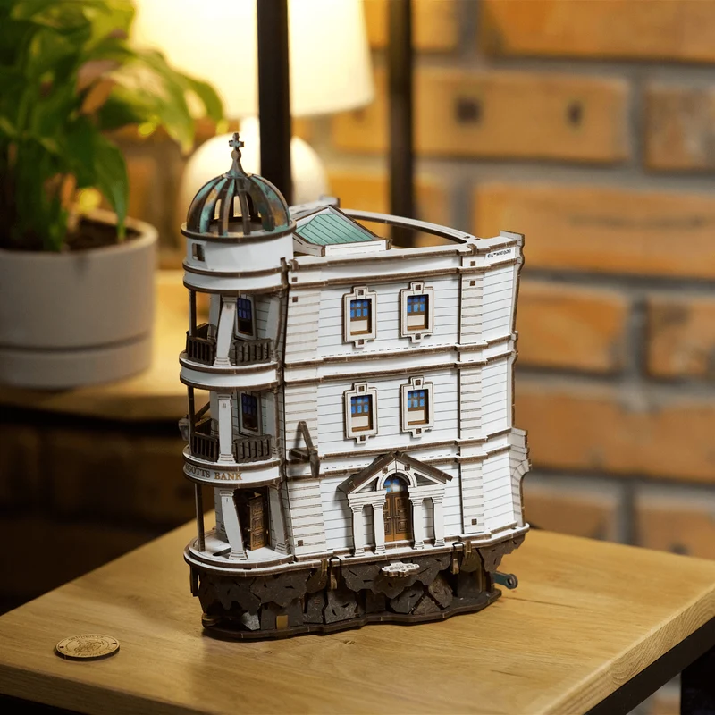Gringotts Bank | Marble Run | Harry Potter™