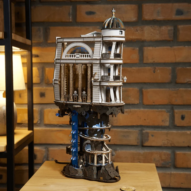 Gringotts Bank | Marble Run | Harry Potter™