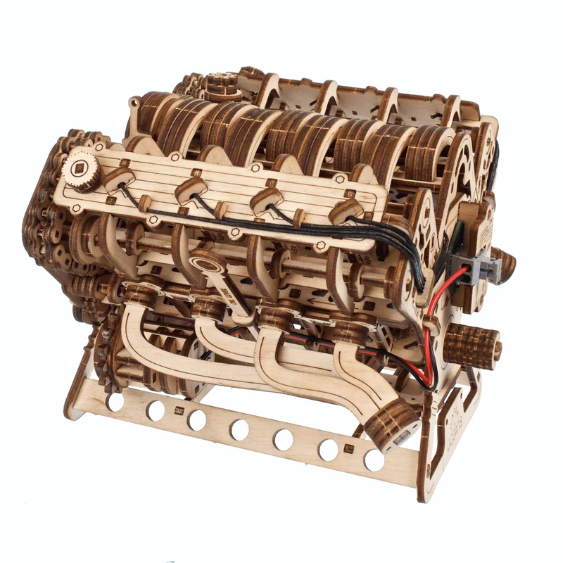 V8-Motor Maßstab 1:6