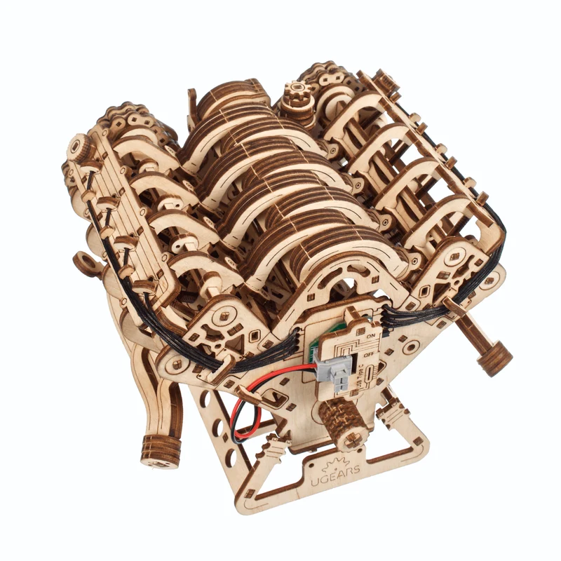 V8-Motor Maßstab 1:6