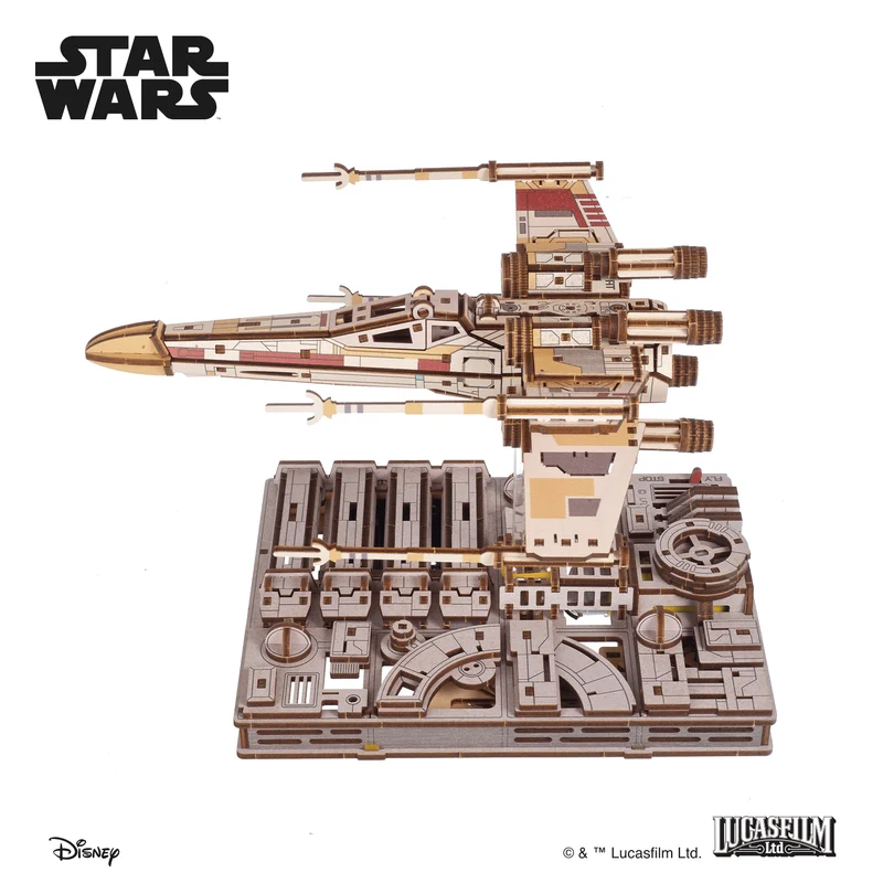 Star Wars - Luke Skywalker's X-Wing Starfighter