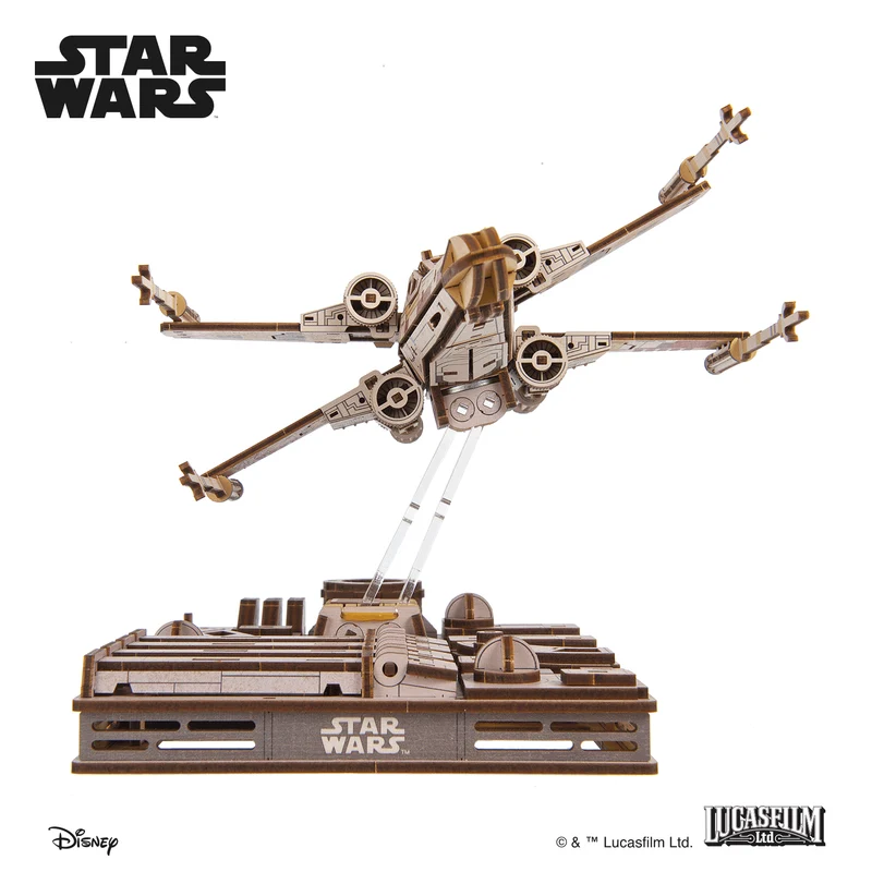 Star Wars - Luke Skywalker's X-Wing Starfighter