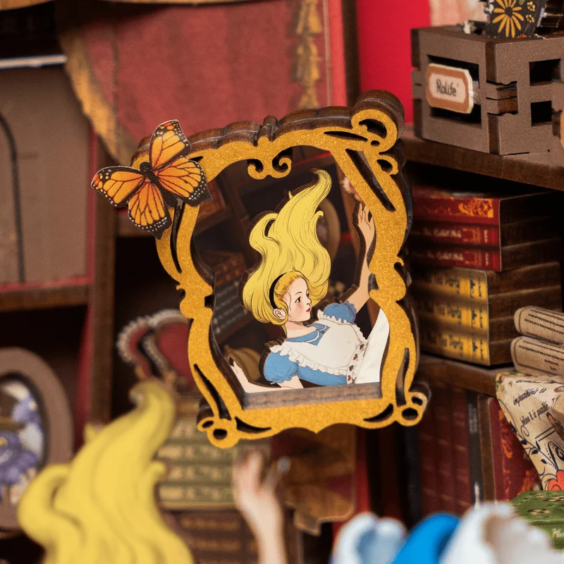Alice Adventure | Book Nook