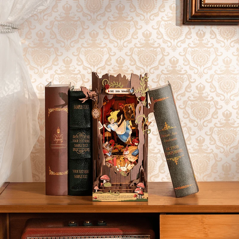Alice Adventure | Book Nook