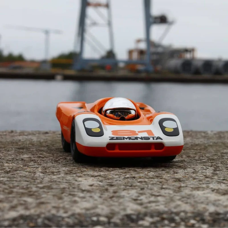 Playforever Rennwagen – Egon