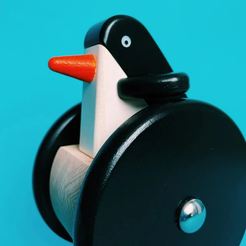 Kinderspielzeug | Wackelnder Pinguin