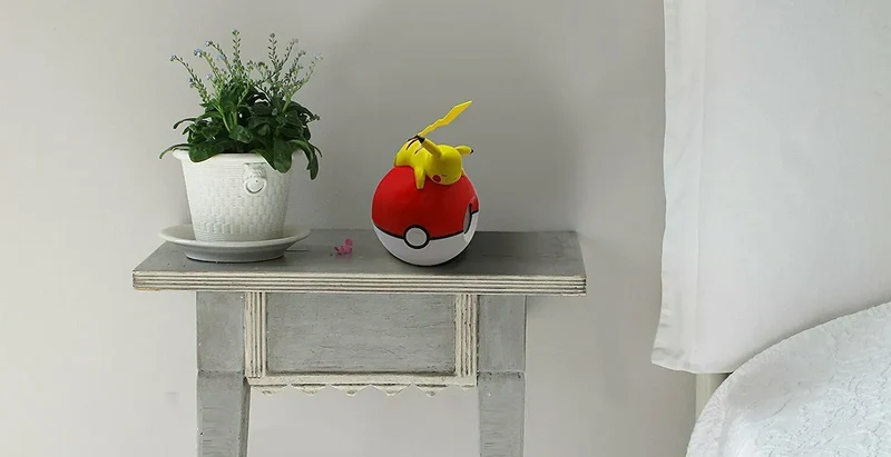 Pokémon - Digitaler Radiowecker liegender Pikachu (LED-Lampe)