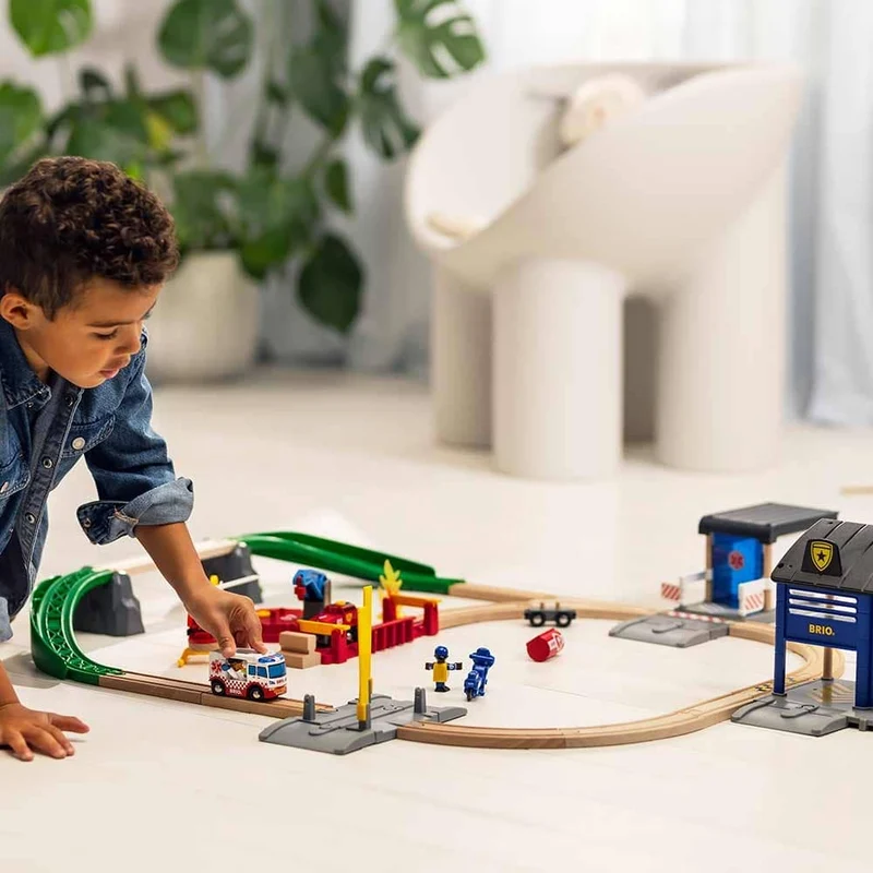Deluxe-Eisenbahnset – Feuerwehr und Polizei