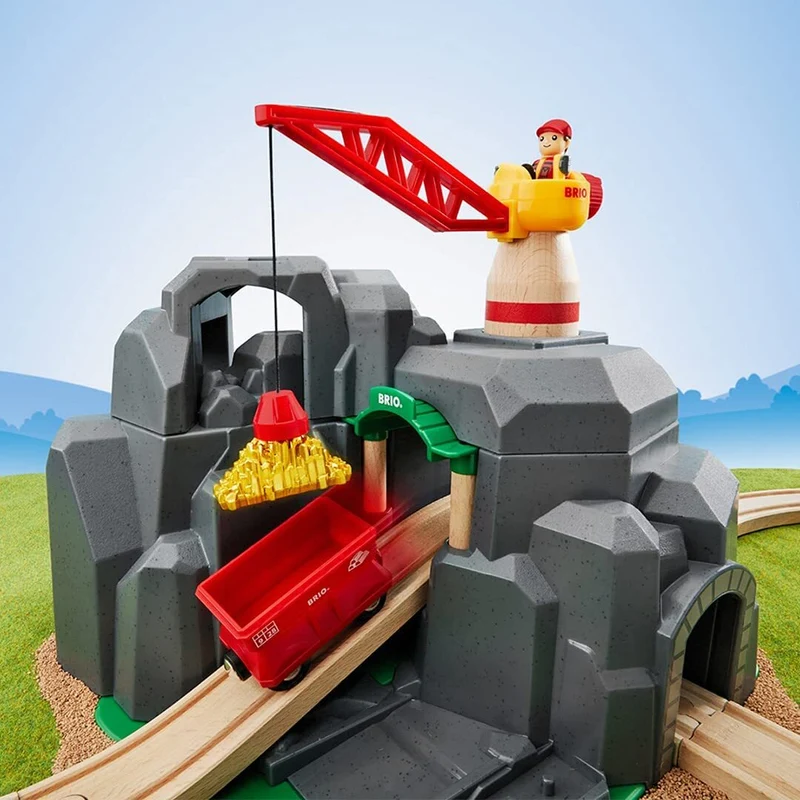 Bergtunnel mit Aufzug