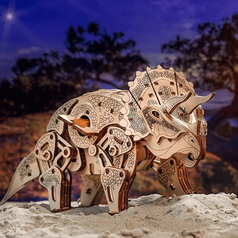 Mechanischer Dinosaurier Triceratops