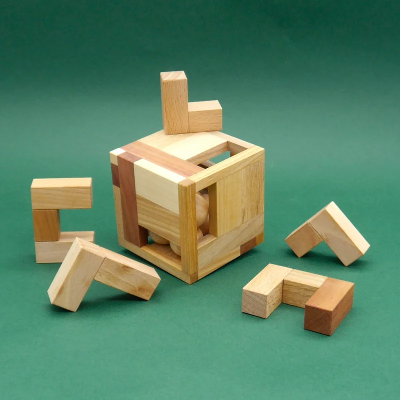 CUBELL - tolle Knobelbox mit Kugeln