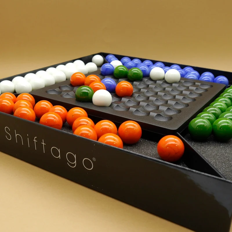 SHIFTAGO - raffiniertes Kugelspiel