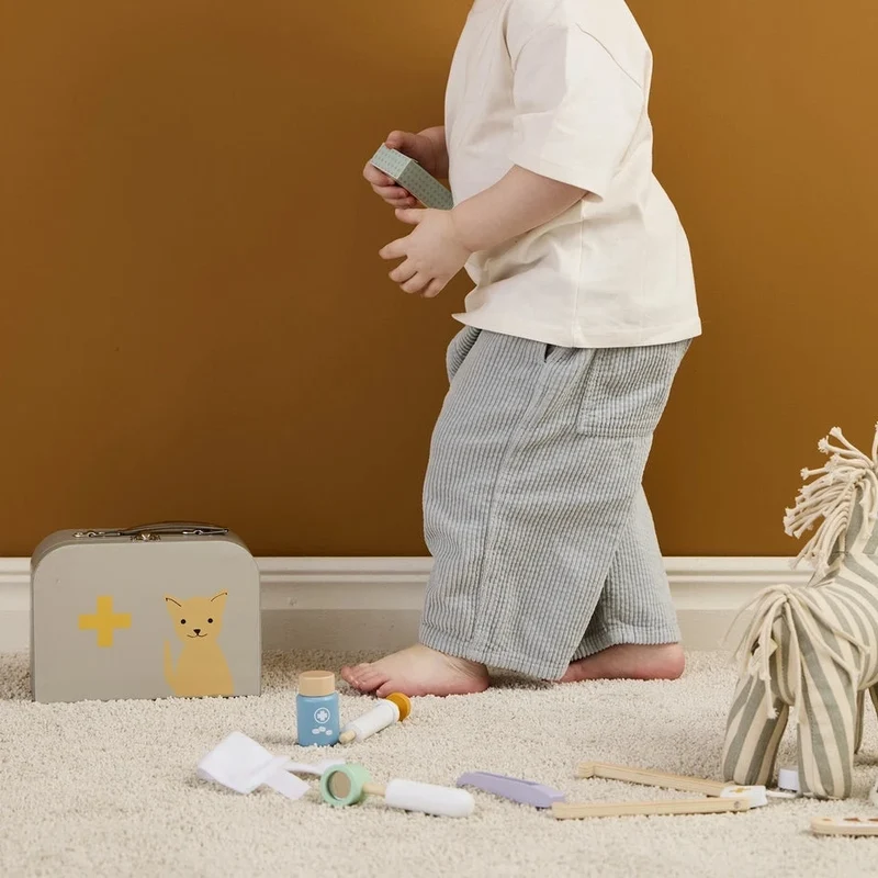 Kinderspielzeug | Tierarztkoffer 12-teilig