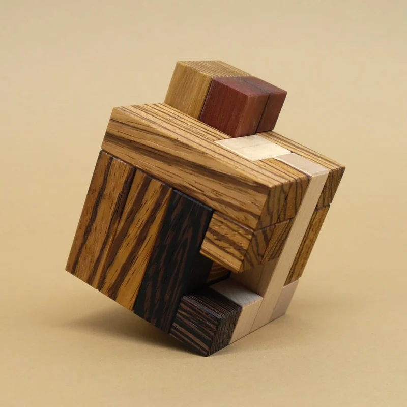 HEAVY LIFTER - höllisches 3D-Puzzle
