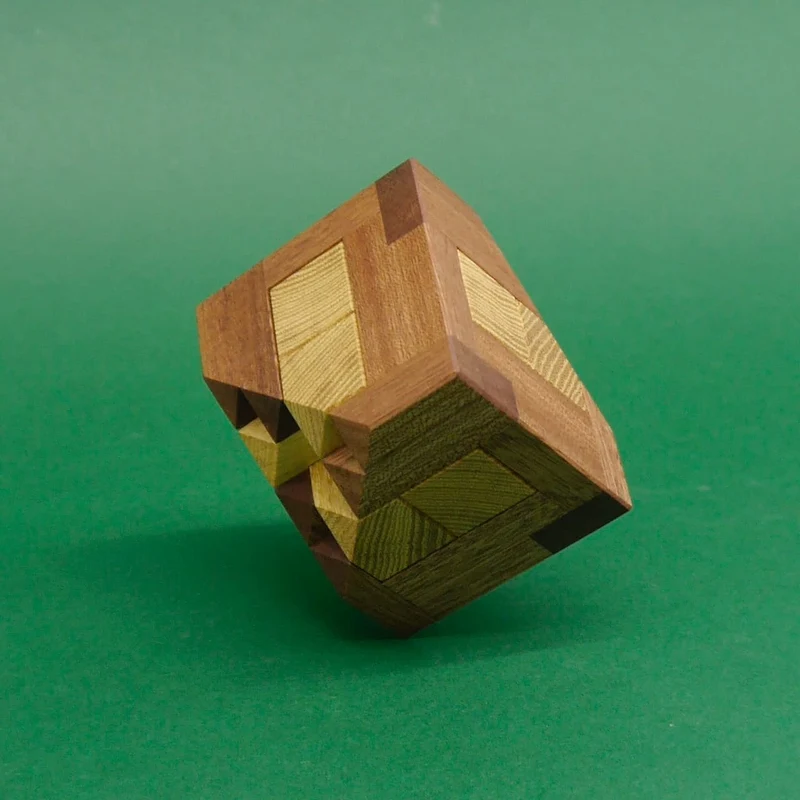 SIERPINSKIS BURR - edles Interlocking-Puzzle