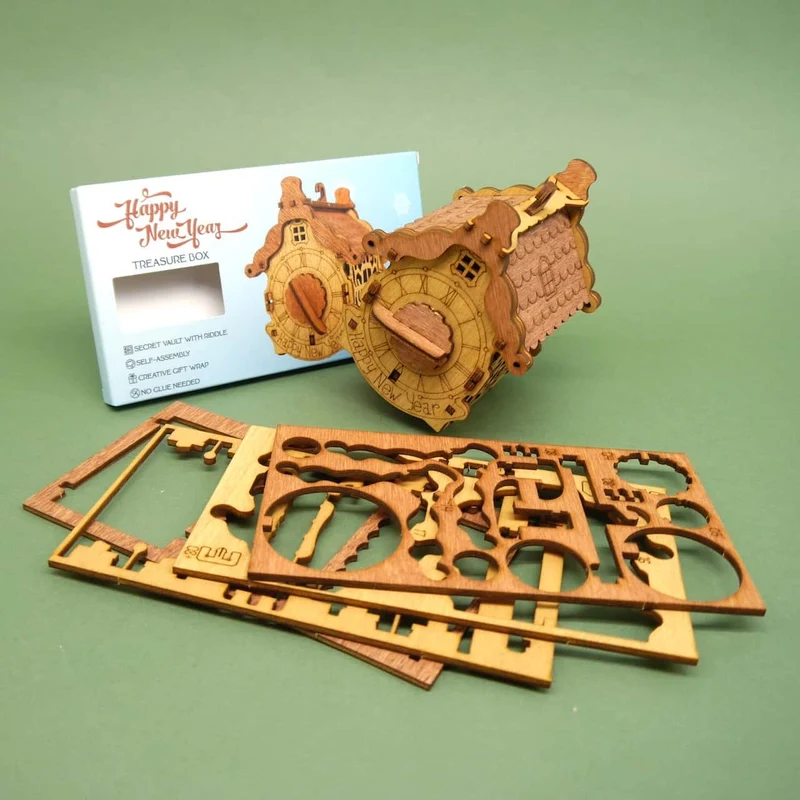 HAPPY NEW YEAR - Tree Puzzle Box