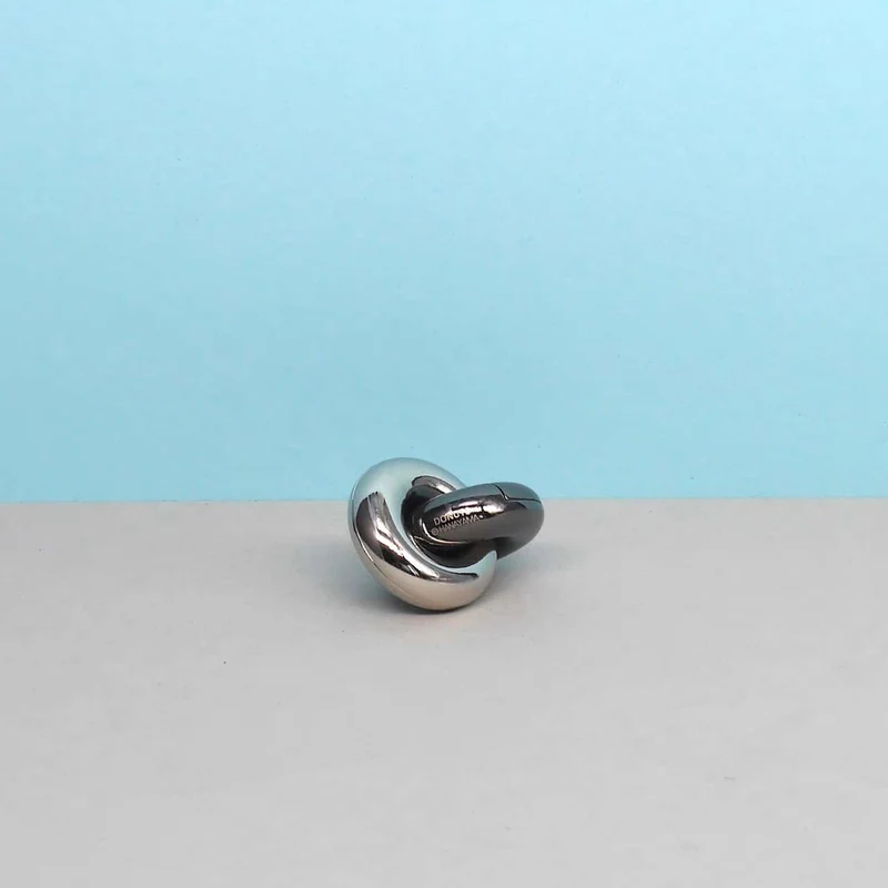 HUZZLE CAST DONUTS - reizvolles Logikspiel