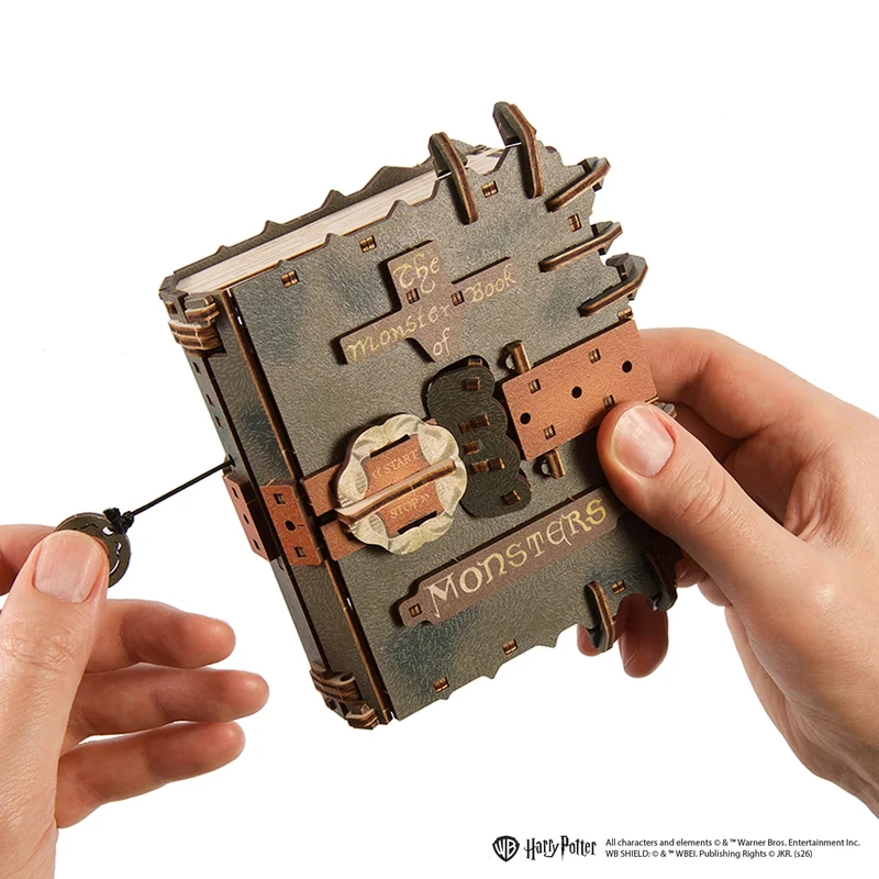 UGEARS 70274 - Harry Potter Das Monsterbuch der Monster