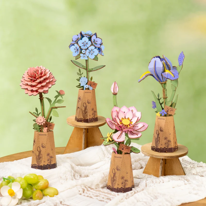 Robotime Blue Hydrangea / Blaue Hortensie TW141