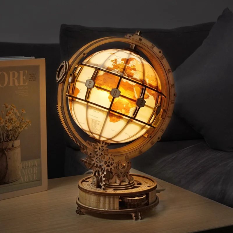 3D-Holzpuzzle Globus, beleuchtet