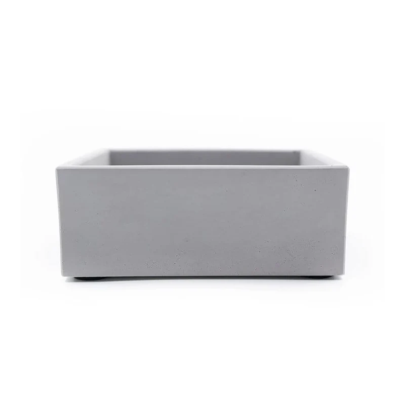 Aufbewahrungsbox mit Eichenholzdeckel