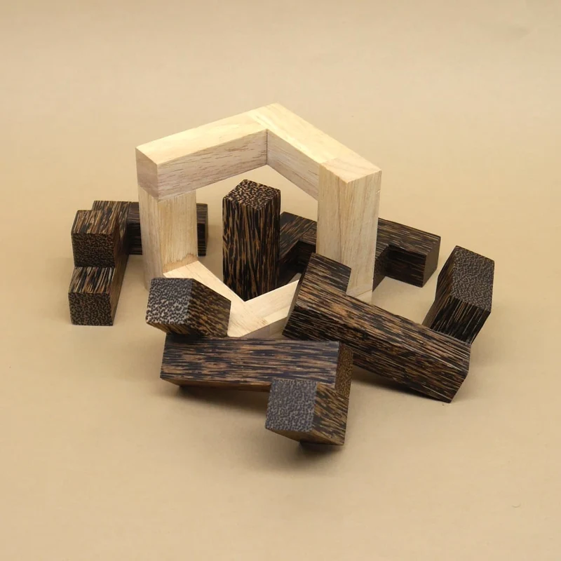 GET IN THE BOX - schweres Denkspiel