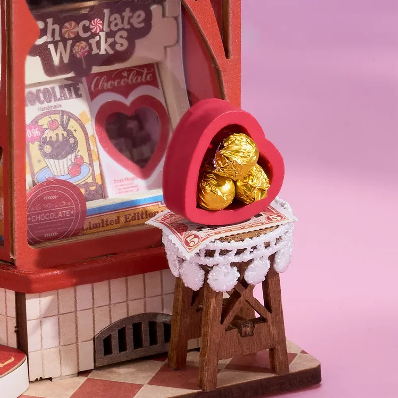 Robotime Sweet Chocolate Shop DS046
