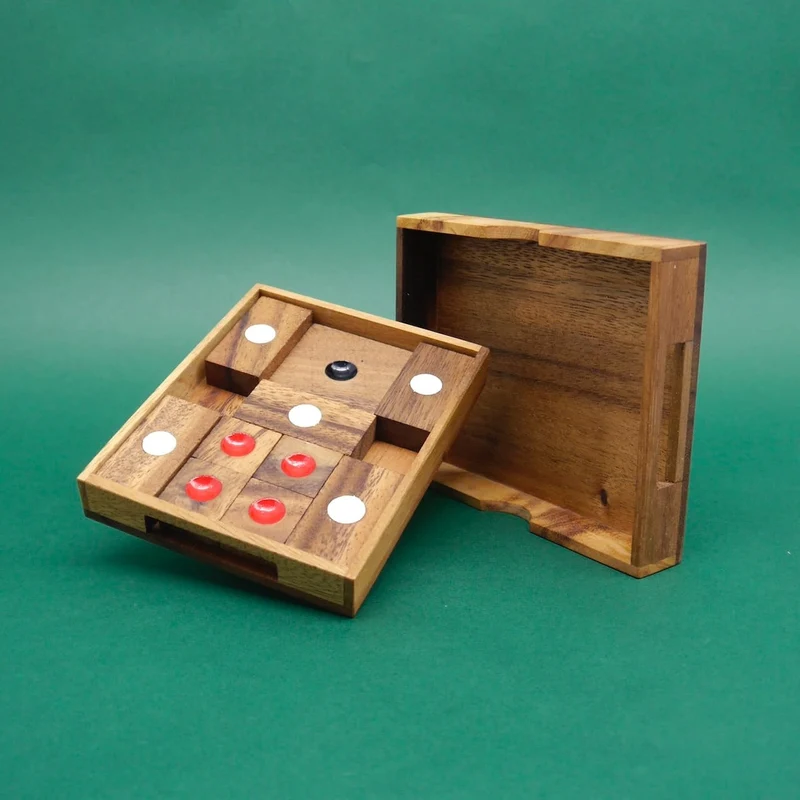KHUN PAN - variantenreiches Schiebepuzzle