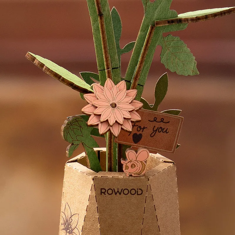 Robotime Pink Dahlia / Rosa Dahlie TW131