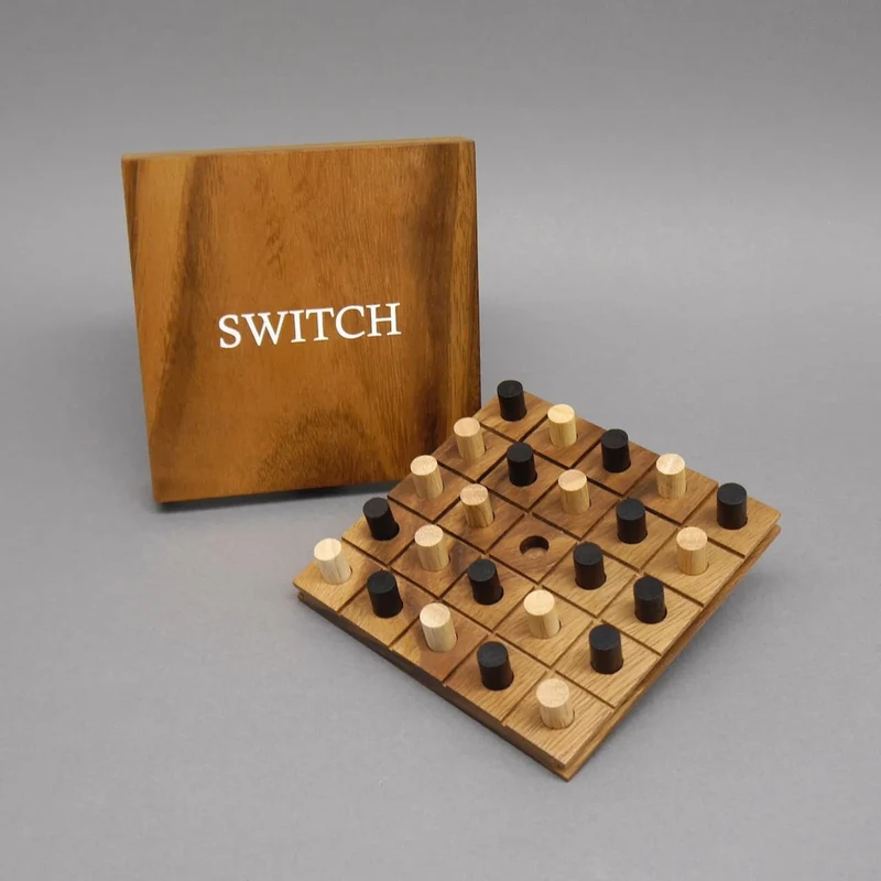 SWITCH - taktisches Brettspiel