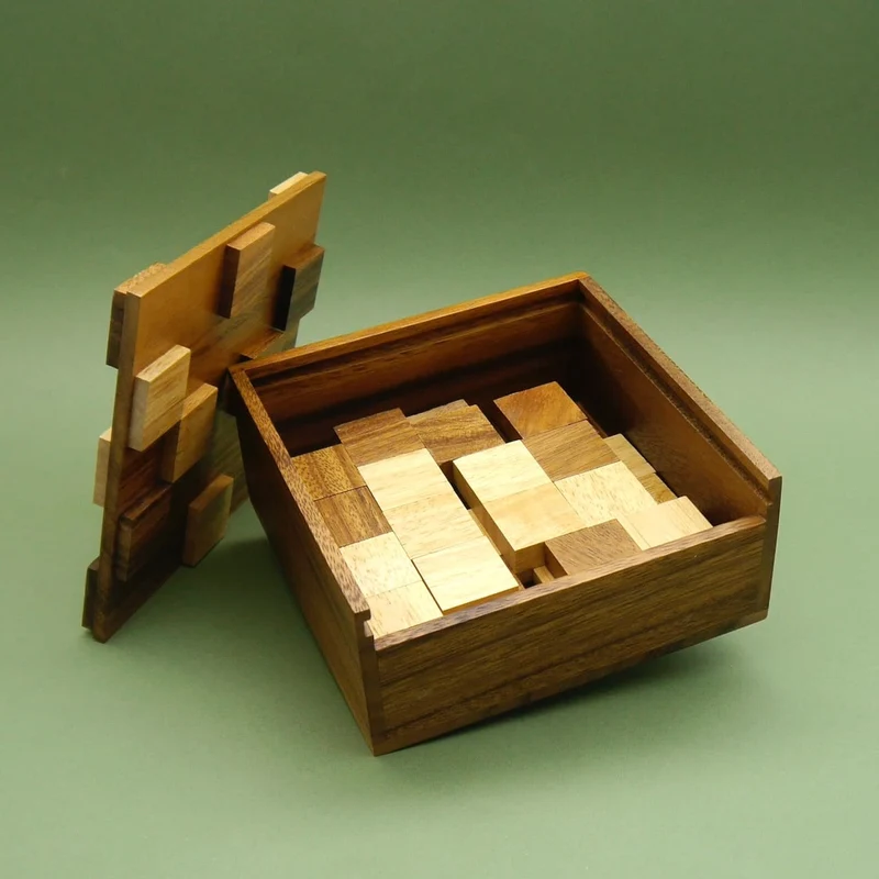 SQUARETOWER - exclusives Strategiespiel