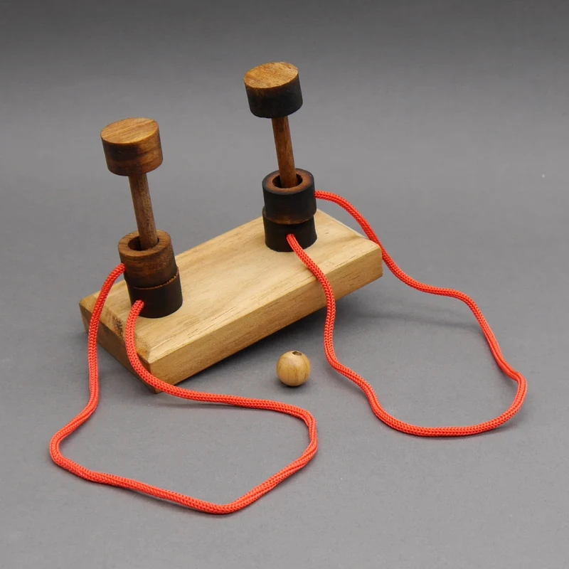 2 PILONE - interessantes Seilpuzzle