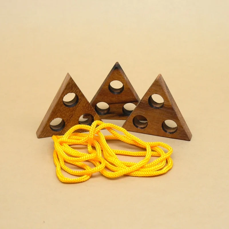TRIANGELPUZZLE - einfaches Schnurpuzzle