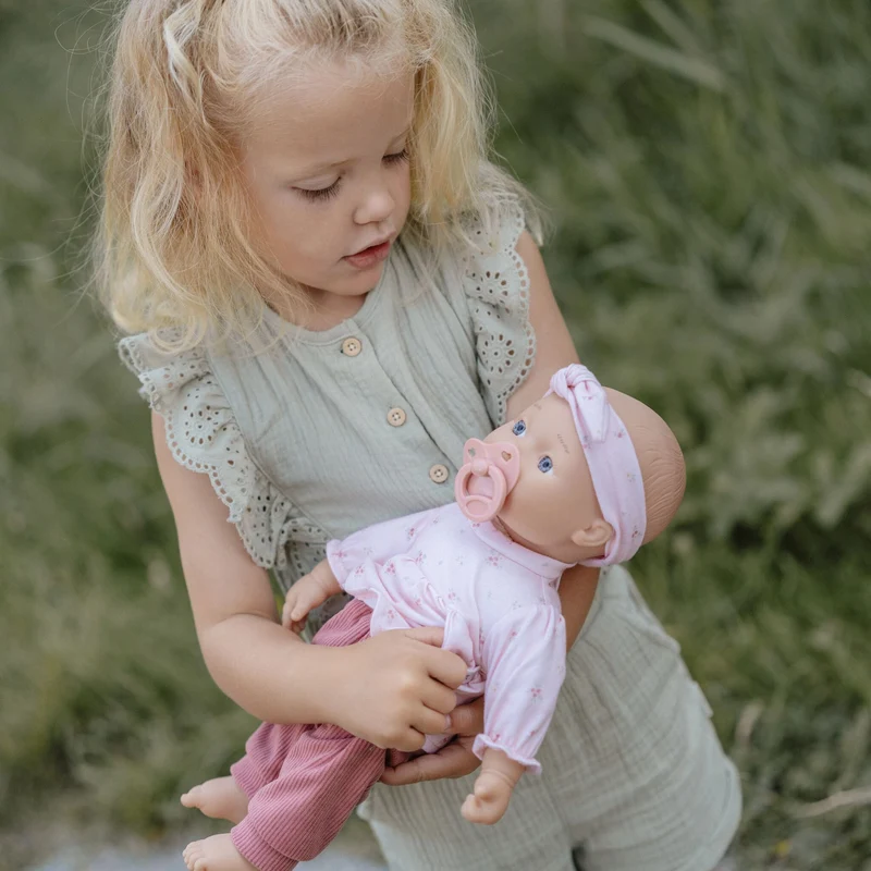Babypuppe Lily mit Zubehör – Spielpuppe ab 18 Monaten