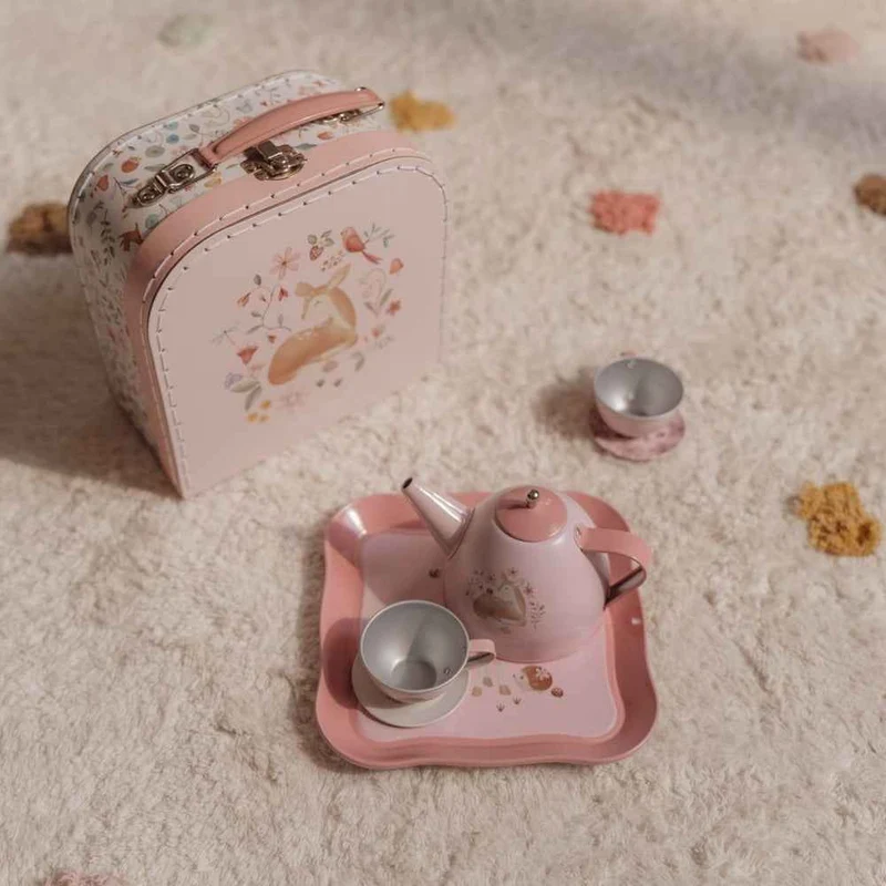 Teeservice aus Metall im Köfferchen – Fairy Garden