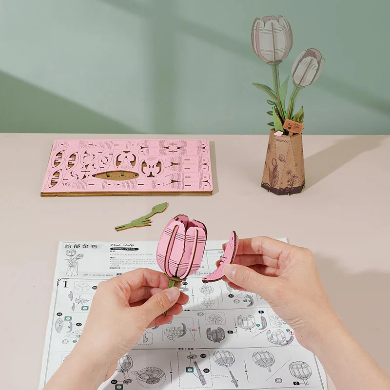 Robotime Pink Tulip / Rosa Tulpe TW082