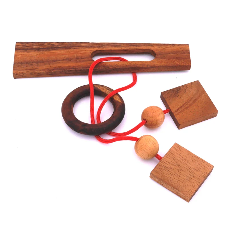 Seilpuzzle-Set mit verschiedenen Puzzlen
