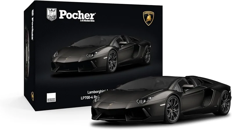 Lamborghini Aventador LP700-4 Roadster Nero Nemesis 1:8