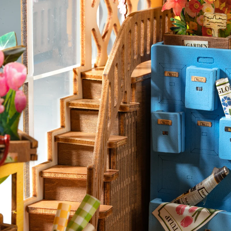 Robotime Book Nook Garden House TGB06