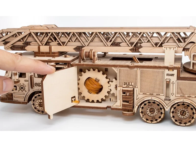 EWA - 3D Feuerwehrauto - Holzbausatz