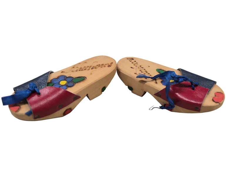Puppen Sandalen aus Holz mit Lederbändel