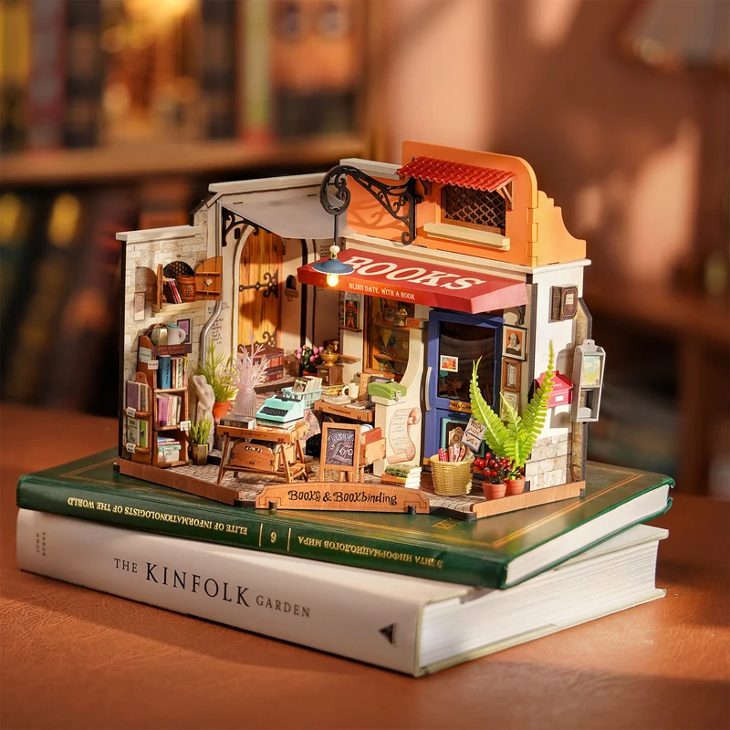 Robotime Corner Bookstore DG164