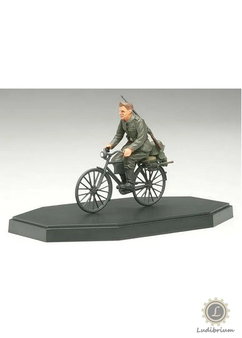Tamiya - Deutscher Soldat mit Fahrrad 1:35