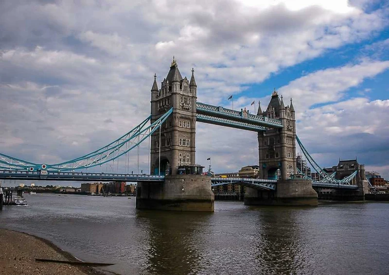49720 Reisen - Tower Bridge Puzzle