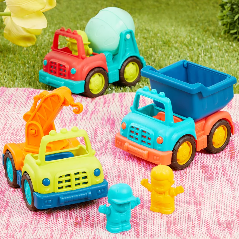 Set mit drei kleinen Baufahrzeugen mit Fahrer – Wonder Wheels