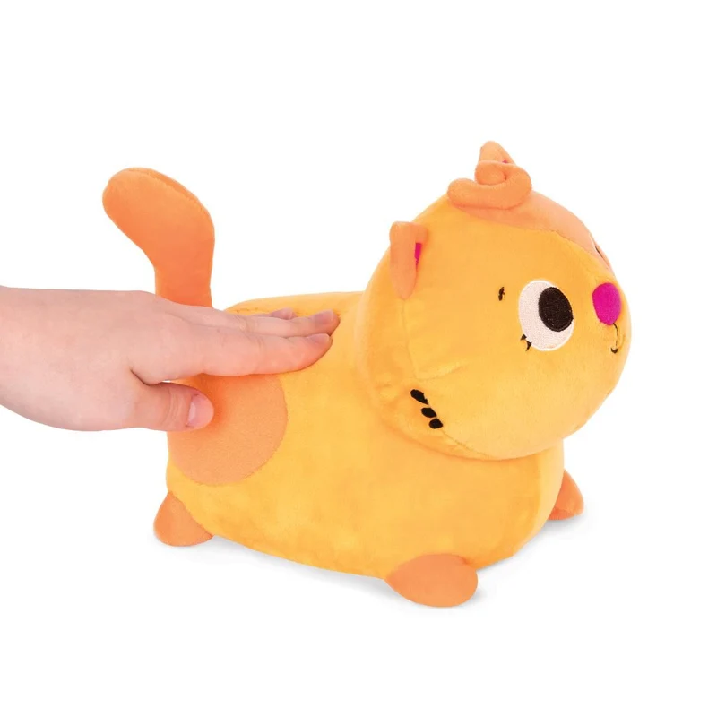 Wandernde Katze mit Geräuschen
