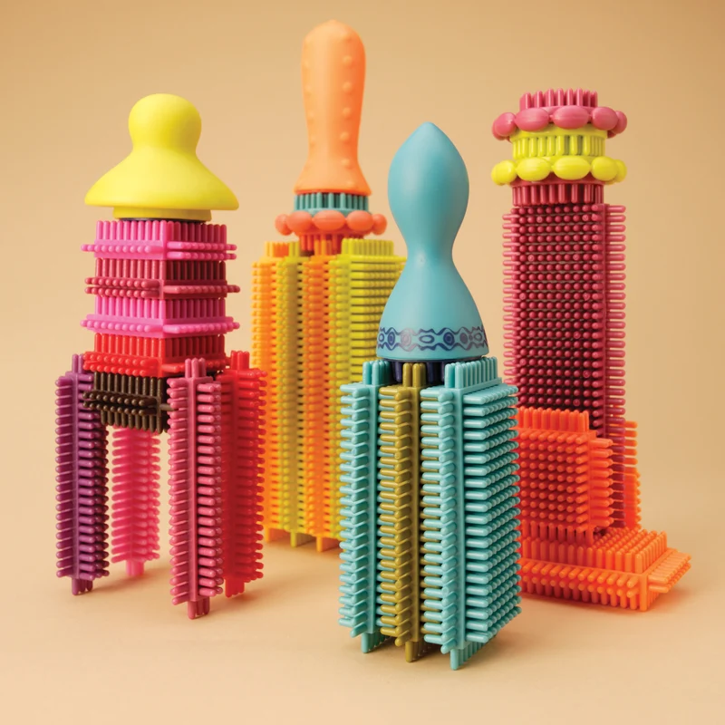 Stachelblöcke in einer Tasche – Bristle Block Stackadoos