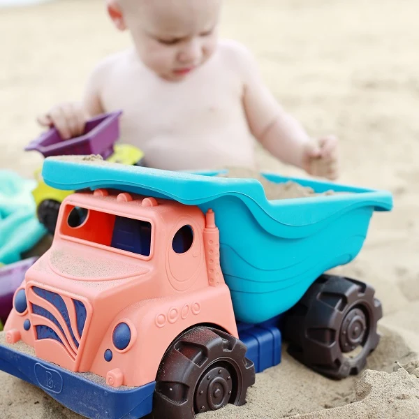 Sandkastenset – LKW mit Zubehör