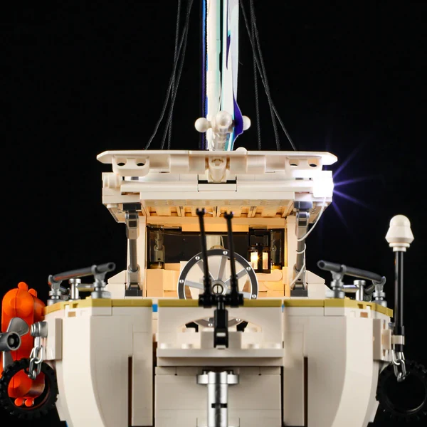 Lumibricks - The Sailboat - La Brisa